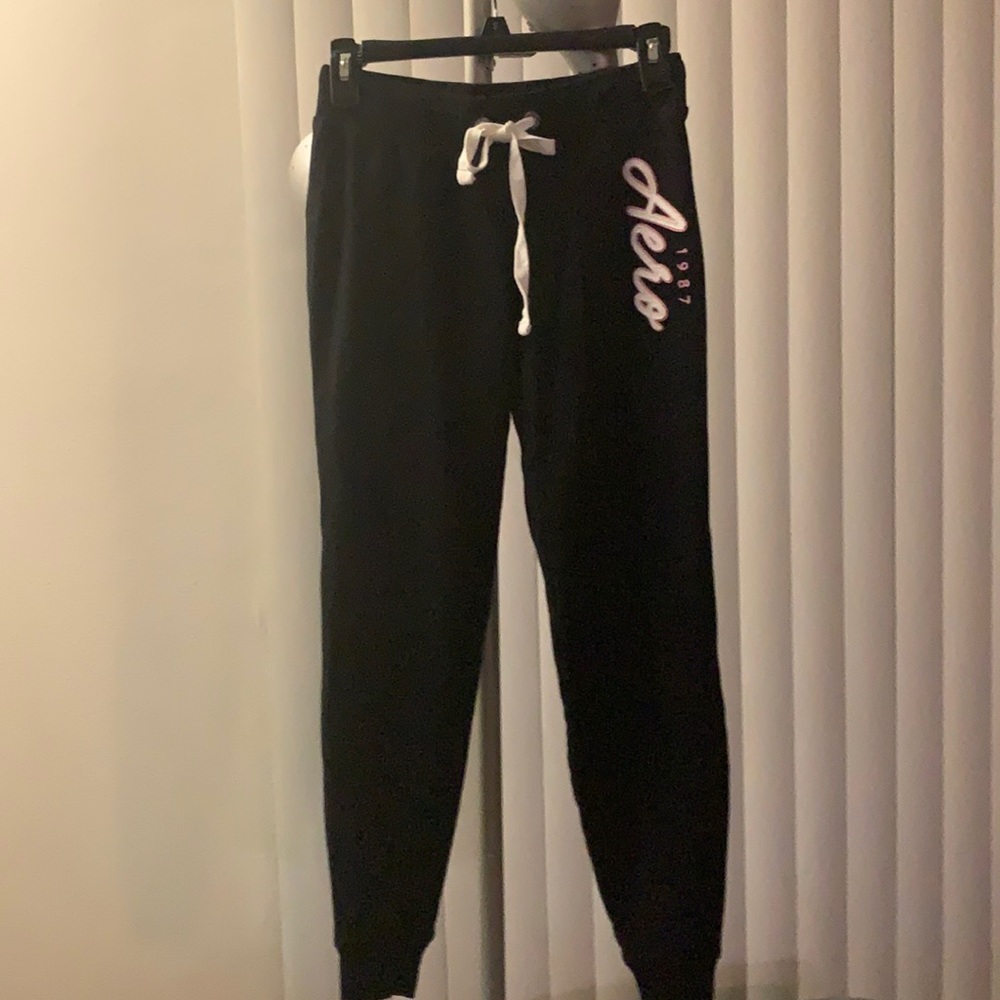 3 for 15$.  XS Aeropostale jogging 🏃 pant.